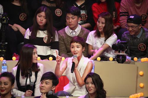 《谁是大歌神》二期竞演 黄曼秒变张宇小粉丝