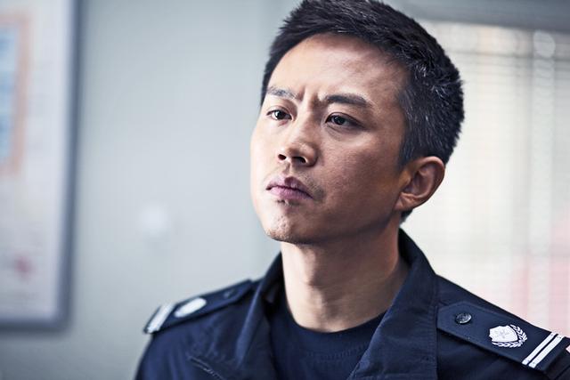 专访邓超:奖只是额外的 新片搭档孙俪演追债人