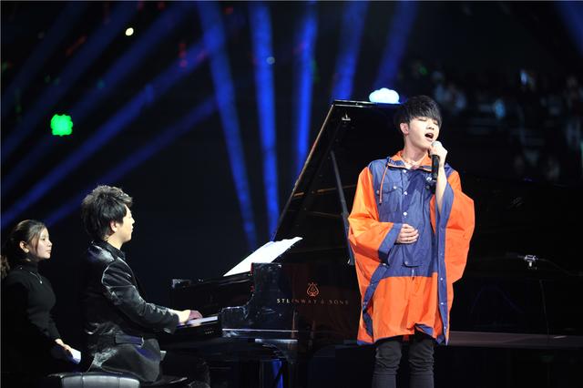 《郎朗的天空》今晚开唱 众星狂欢燃爆小年夜