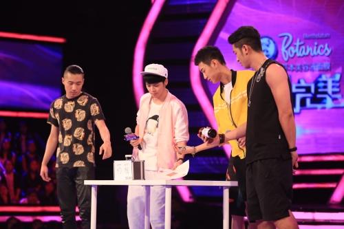 《非常完美》女版萧敬腾告白 谁是她的“王妃”