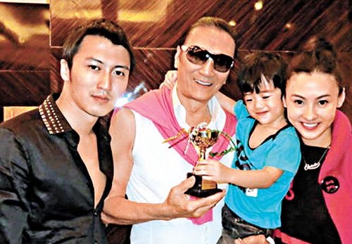 张柏芝助谢霆锋新片宣传 借博客与老公传情(图