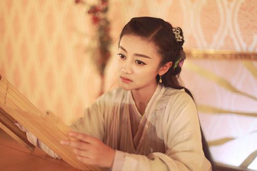 陆骏瑶《花千骨》饰侠女 醇熟演技受期待