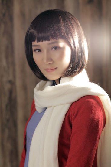 各版江姐大pk 《烈火红岩》陈蓉成首位长发江姐