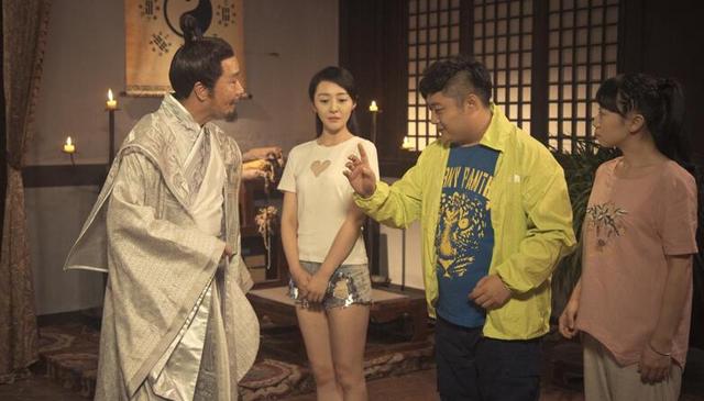 探班《僵尸归来4》 导演秦教授再谈僵尸经典