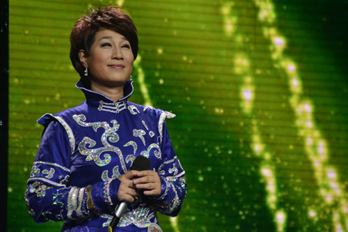 国宝级女低音惊现《中国红歌会》 直晋80强