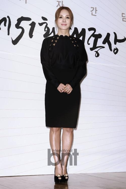 严正花将出演《无挑》特辑时隔7年唱名曲_娱乐_腾讯网