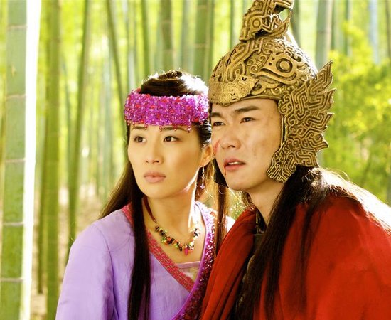 《灵珠》开篇大热 朱紫汶本色出演“夹心人”