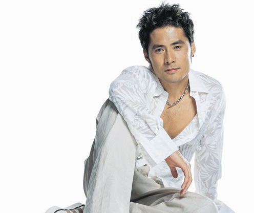 黄征助阵《清唱团》 痛批网络歌曲不堪入耳