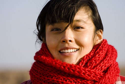 张佳宁“牵牛”获奖 新剧变身“女汉子”