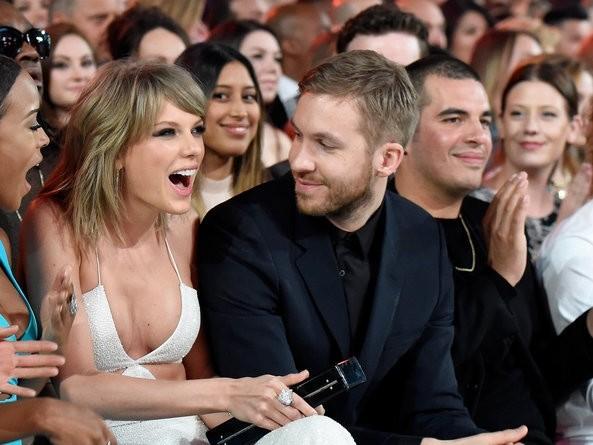 霉霉与前男友分手原因曝光 定情曲成分手曲