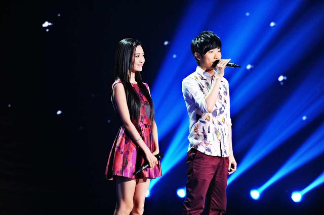徐良杨洋央视甜蜜对唱 七夕携《邂逅》强势登榜