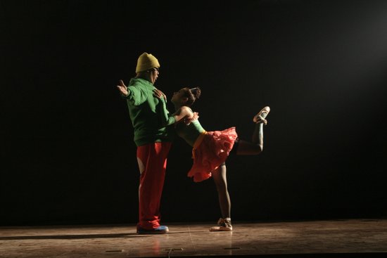 《哭笑不得》笑料百出 “HOLD住姐”惊艳全场