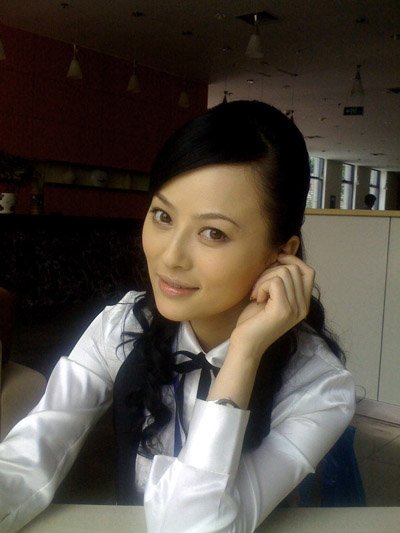 《单身女王》热播 刘娜萍捍卫家庭“炮灰” 