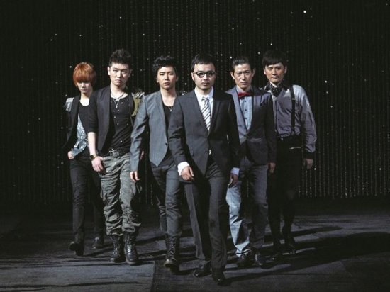 湖南发布2014年节目 《天天向上》让道《歌手