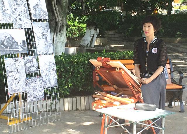 《我的麻辣女友》热拍 童瑶街头搭讪路人变画