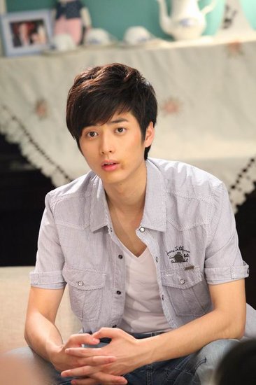 《另一种灿烂生活》剧照曝光 韩承羽卖萌