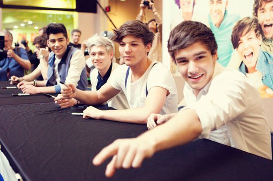 One Direction称霸美国创英国偶像团体记录