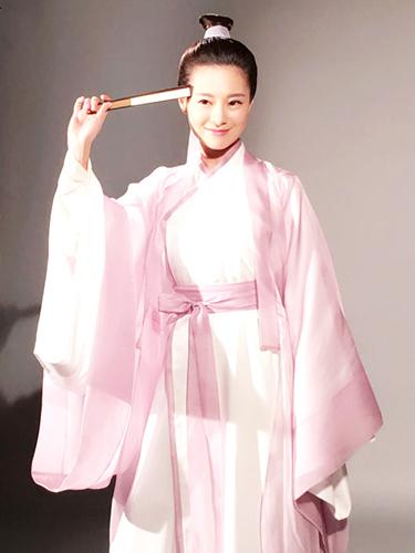 绝妙闺蜜“穿”回古代 王汀助力迪丽热巴