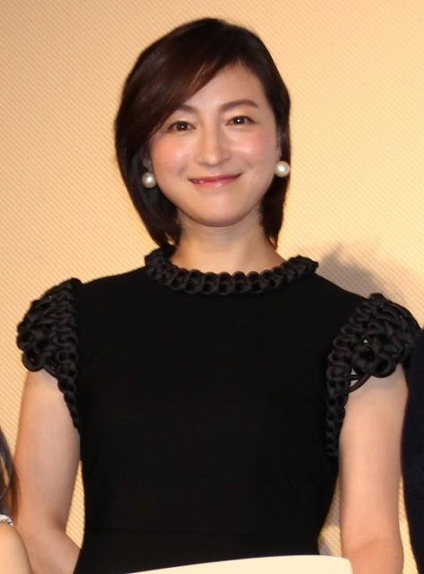 《小花的味噌汤》试映会 广末凉子泪撒现场