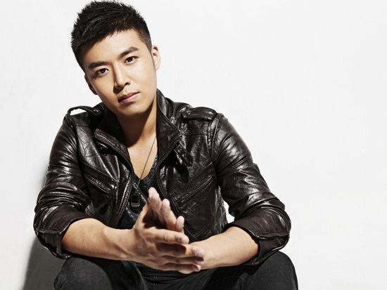 王今铎加盟《水男孩》 出演现代戏备受期待