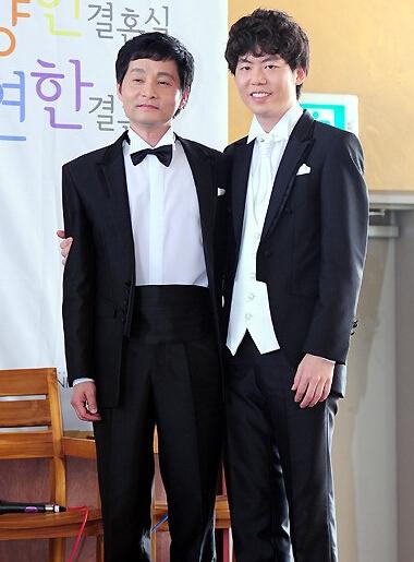 韩国同性恋导演申请结婚遭法院拒绝 将继续上