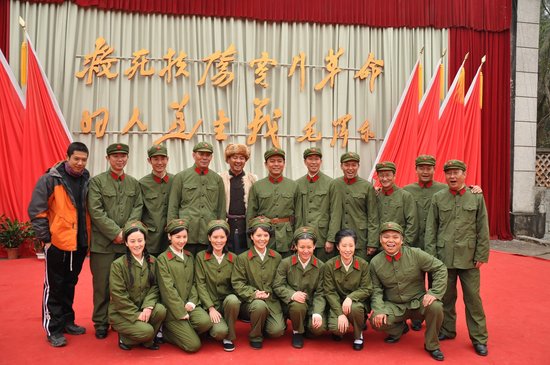 徐立军装造型曝光 献礼大戏《五湖四海》将杀