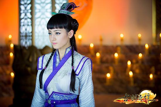 《古剑奇谭》迪丽热巴零差评 逗鸟萌翻观众