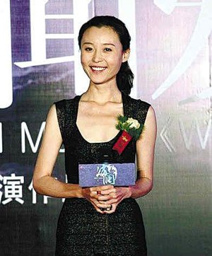 电影《海澜》开机 张艺谋张伟平分录VCR送祝福