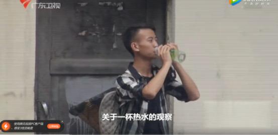 儿子患病丈夫离婚，这位妈妈一首歌还没唱完， 评委已泪如雨下