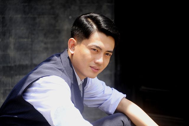 李亭哲《一代枭雄》演民国美男 千金散尽为红