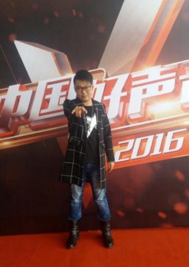 歌手紫浪担任第五季《中国好声音》海选评委