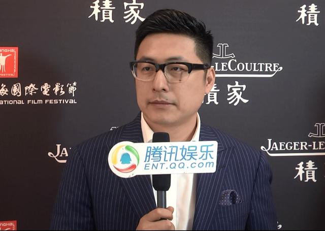 上影节红毯专访王岳伦:推荐Angela看《星你》