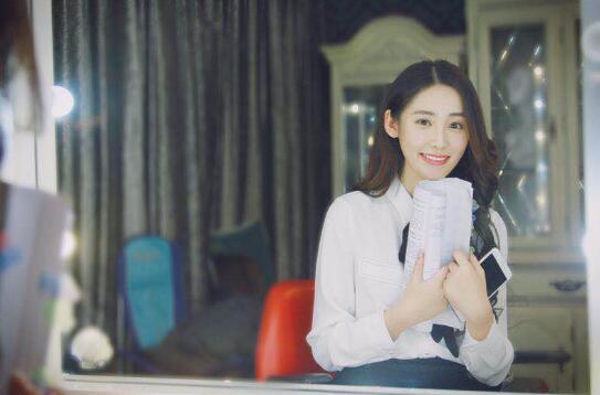 电视剧《老漂》热拍 荣梓希诠释新时代独立女性