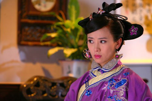 《笑红颜》湖南热播 翁虹甘降智商演二姨太