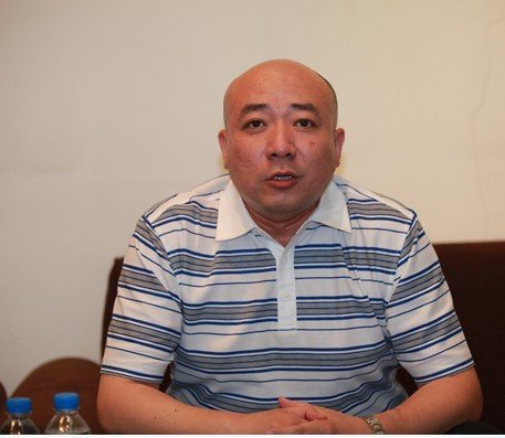 《非你莫属》新主持将出炉 黄晓明马丁有望加