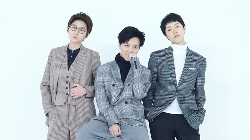 一分钟男变女?乔紫乔组合出道引发网友热议