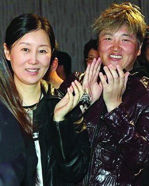 孙楠公布短信讽买红妹说谎 网友质疑为潘蔚所