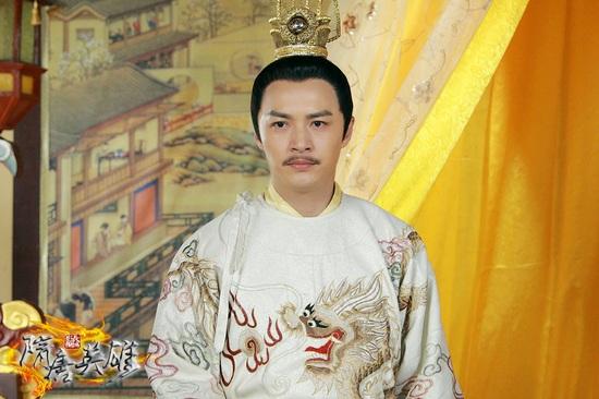 郑国霖《隋唐英雄4》忙指点江山