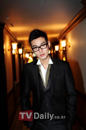 安七炫成亚运会火炬传递手 11日广州大学接棒