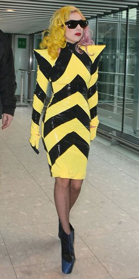 ��ɩ����Gaga ������װ�Ƕ����Լ���׾��ģ��