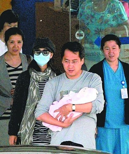 陈好已隐婚8年 其丈夫公司正式资产超680亿美元