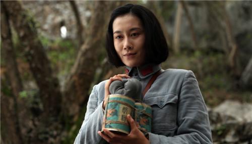 《领袖》反响热烈 温峥嵘精彩表现赢得喝彩