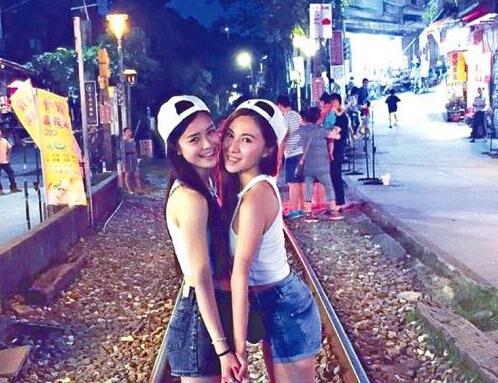 文咏珊与富二代男友出游 与叶祖新绯闻系乌龙