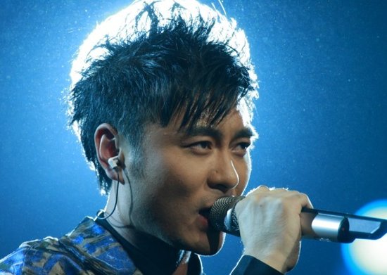 成青《完美声音》夺冠  黄国伦 :赛程即奋斗历程