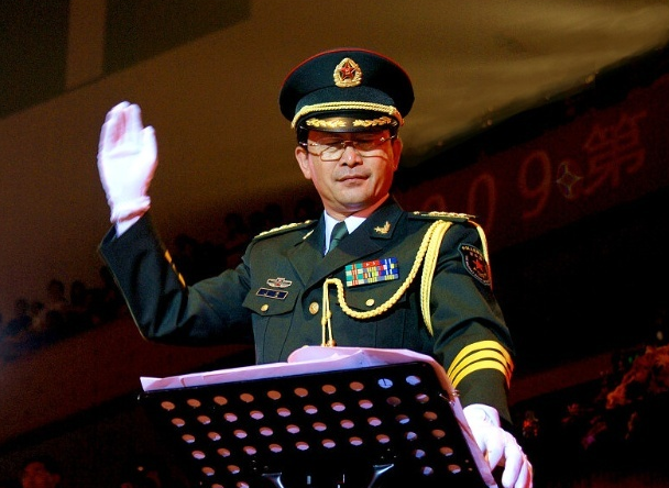 军人口哨铃声_口哨卡通图片(3)