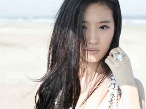 刘亦菲妹妹首曝光 揭其震撼惊人家世[图]