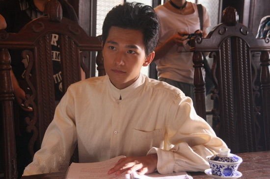 杨洋情迷抗战剧 《终极征服》塑造热血男儿形