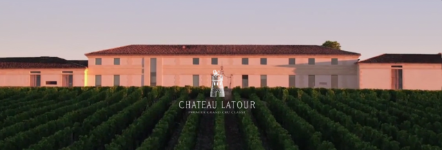 章泽天现身法国拉图酒庄