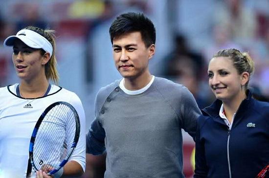  靳东 受邀 中网 决赛 挑边  网友:明楼大哥全能_娱