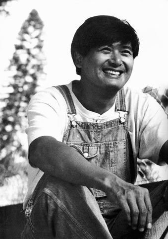 盘点明星打工史 周润发做服务员孙楠当锅炉工